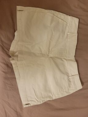 Loft Classic Cream Women's Shorts
